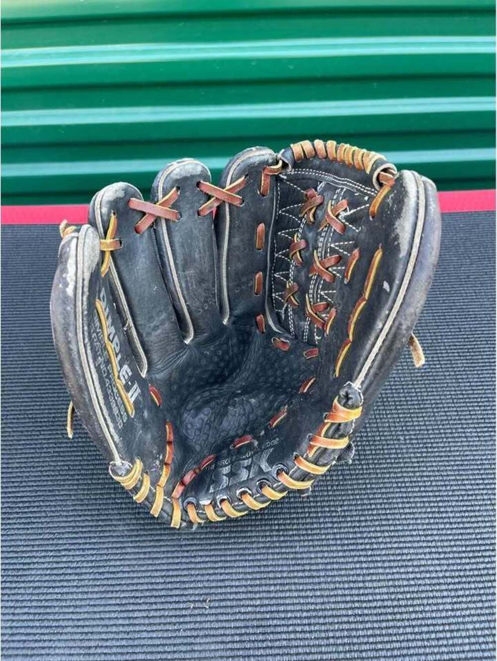 SSK Dimple-II DPG-405AK Leather Baseball Glove Left Hand Throw